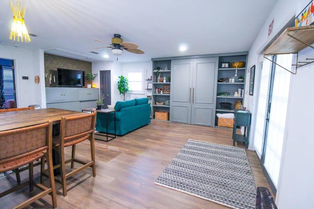 The Mini Moody - Luxurious Home Recently Renovated Close To Beach & Downtown St. Augustine Luaran gambar